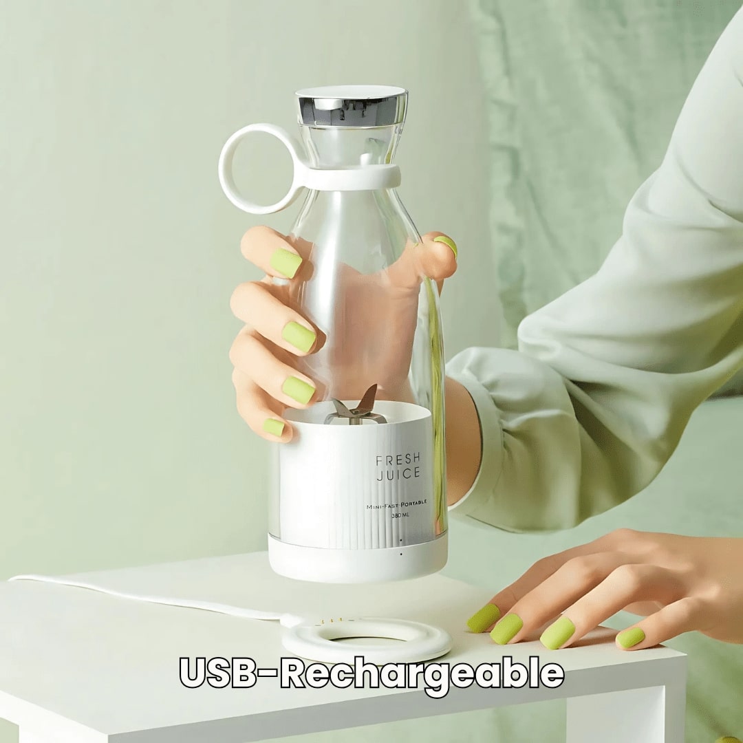 SnackBlend™ Portable Smoothie Blender